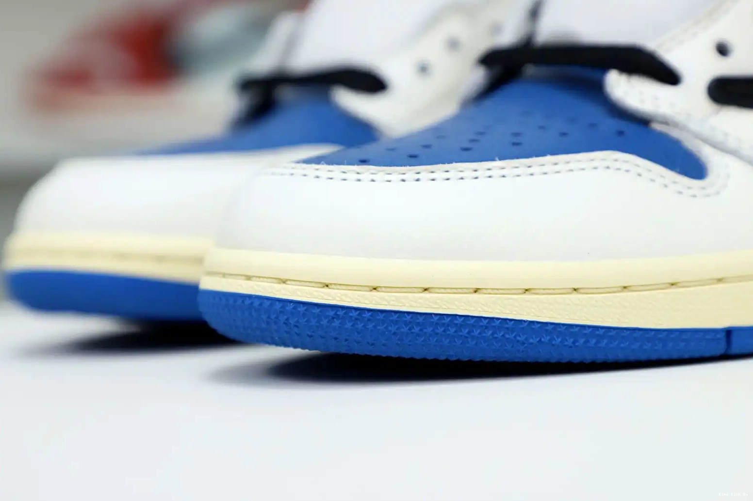 1 HIGH TRAVIS AIR DESIGN X SCOTT FRAGMENT RETRO X JORDAN Kimikick 0405
